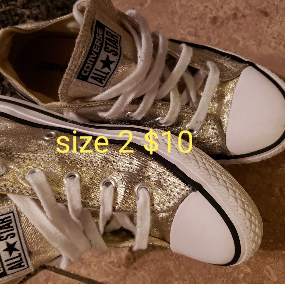Girl's Gold Converse